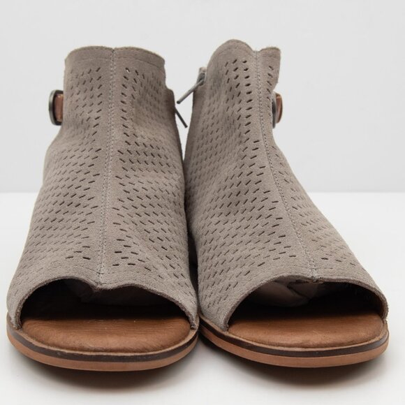 Gee WaWa Booties Perforated Leather Ankle Boots Peep Toe Taupe Grey Size 9 - Picture 4 of 8